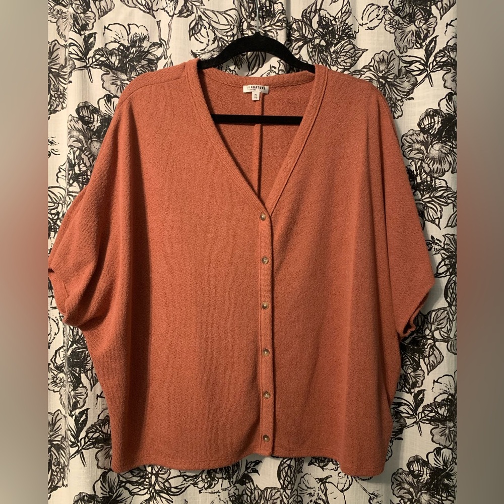 Reitmans Women’s button front top, bat wing short sleeve knit XL orange